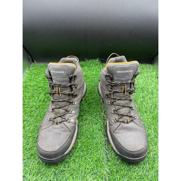 Men’s Daggett Water-Repellent Outdoor Hiking Boots - Size 11.5 - Used